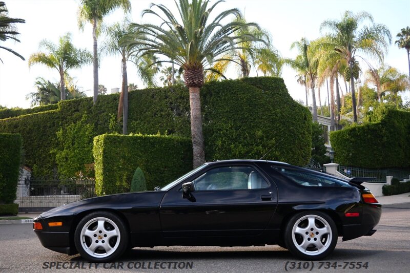 1991 Porsche 928 GT - Photo 8 - West Hollywood, CA 90069