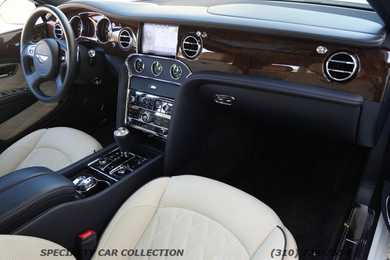 2019 Bentley Mulsanne   - Photo 14 - West Hollywood, CA 90069