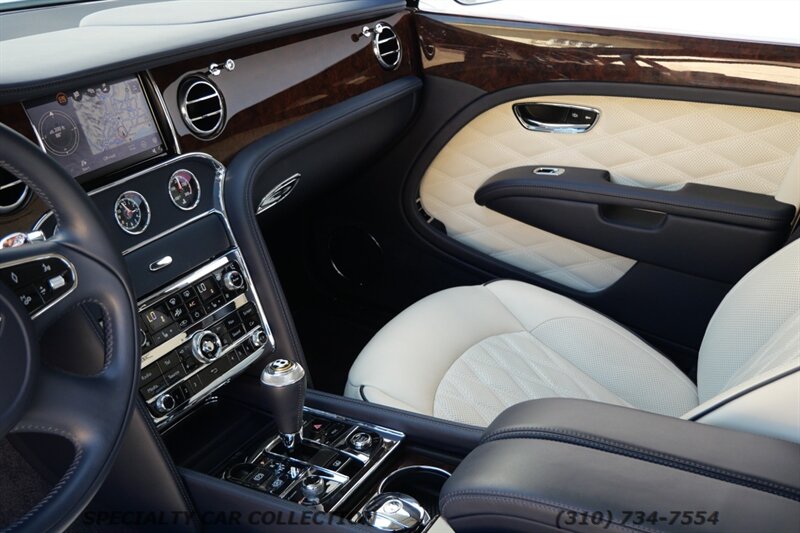 2019 Bentley Mulsanne   - Photo 12 - West Hollywood, CA 90069