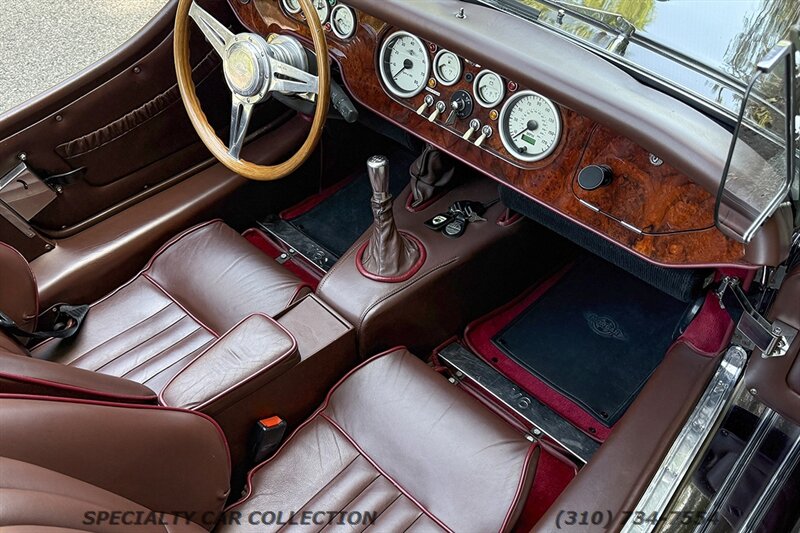 2005 Morgan Roadster - Photo 23 - West Hollywood, CA 90069