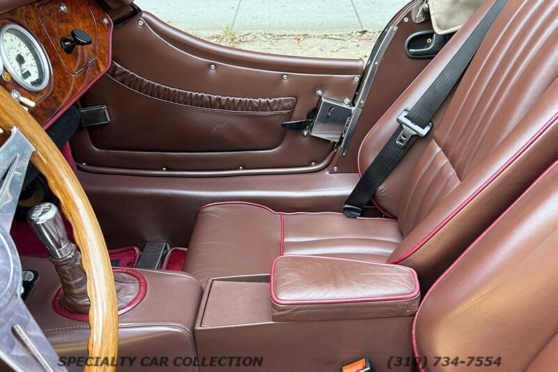 2005 Morgan Roadster - Photo 21 - West Hollywood, CA 90069