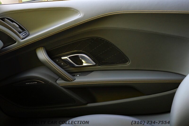 2022 Audi R8 5.2 V10 performance   - Photo 19 - West Hollywood, CA 90069