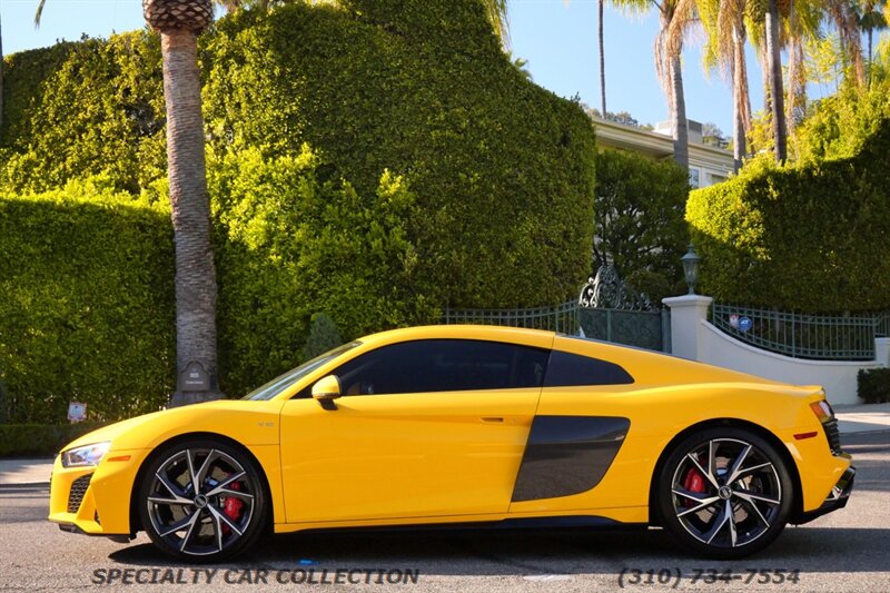 2022 Audi R8 5.2 V10 performance   - Photo 13 - West Hollywood, CA 90069