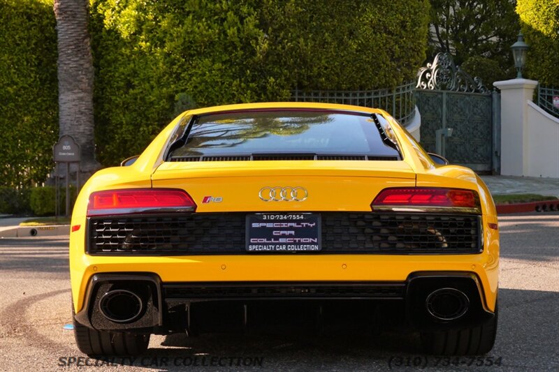 2022 Audi R8 5.2 V10 performance   - Photo 11 - West Hollywood, CA 90069