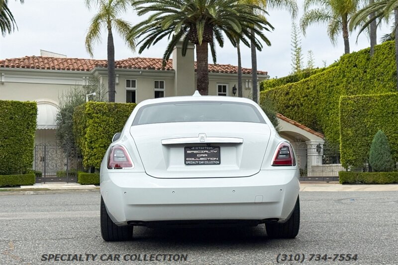 2024 Rolls-Royce Ghost   - Photo 8 - West Hollywood, CA 90069