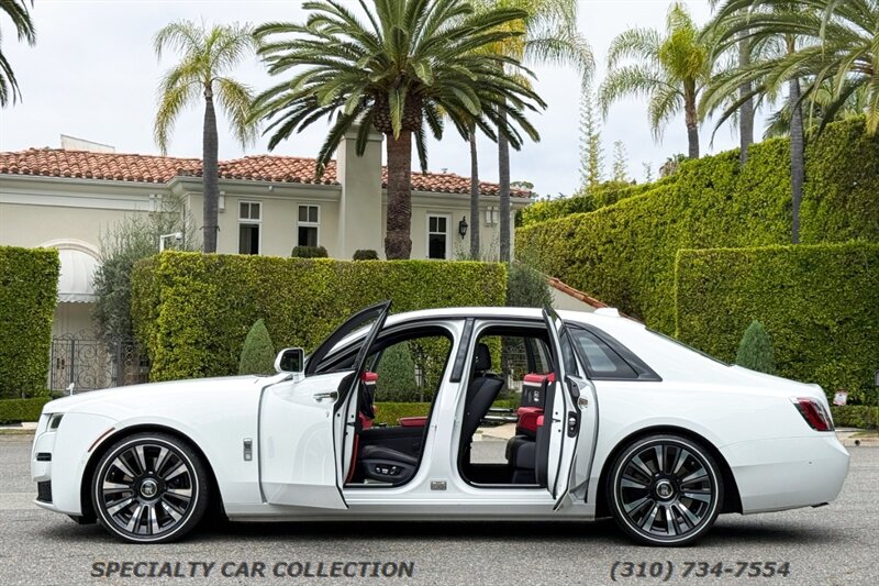 2024 Rolls-Royce Ghost   - Photo 11 - West Hollywood, CA 90069