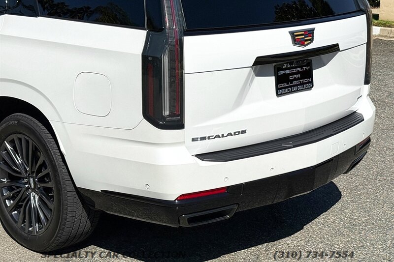 2025 Cadillac Escalade Sport Platinum   - Photo 12 - West Hollywood, CA 90069
