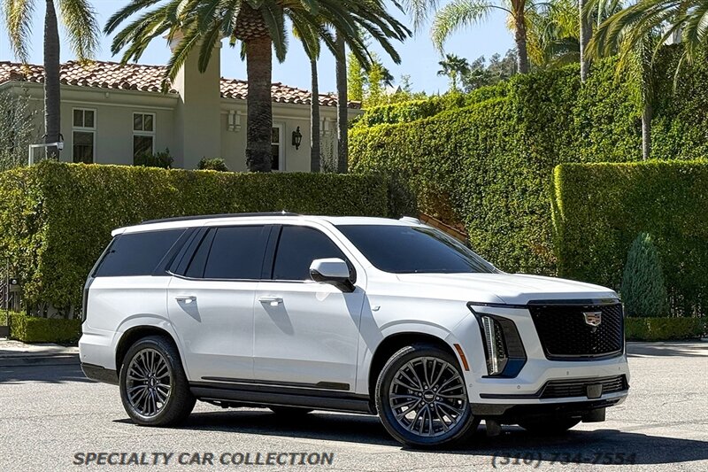 2025 Cadillac Escalade Sport Platinum   - Photo 3 - West Hollywood, CA 90069