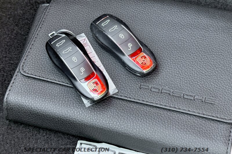 2019 Porsche 718 Boxster GTS - Photo 25 - West Hollywood, CA 90069