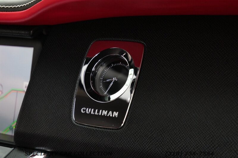 2022 Rolls-Royce Cullinan   - Photo 24 - West Hollywood, CA 90069
