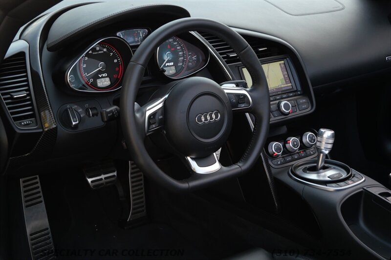 2011 Audi R8 5.2 quattro Spyder   - Photo 23 - West Hollywood, CA 90069