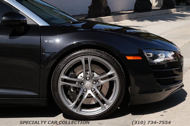 2011 Audi R8 5.2 quattro Spyder   - Photo 9 - West Hollywood, CA 90069