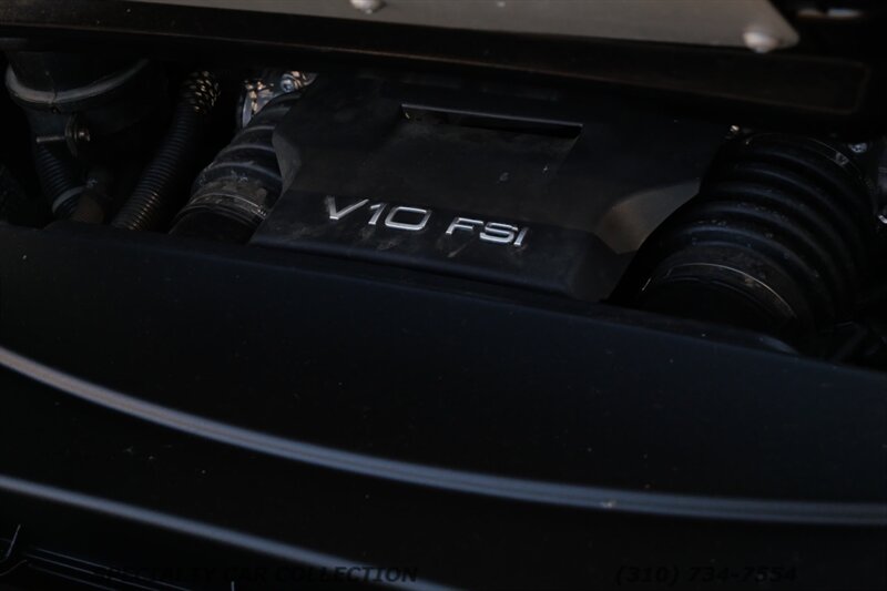 2011 Audi R8 5.2 quattro Spyder   - Photo 35 - West Hollywood, CA 90069