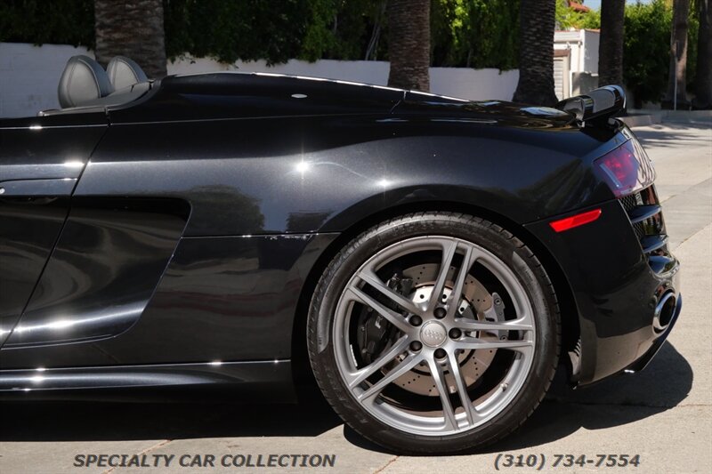 2011 Audi R8 5.2 quattro Spyder   - Photo 16 - West Hollywood, CA 90069