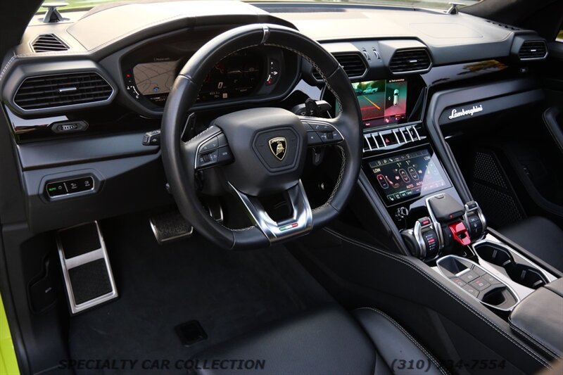 2022 Lamborghini Urus   - Photo 11 - West Hollywood, CA 90069