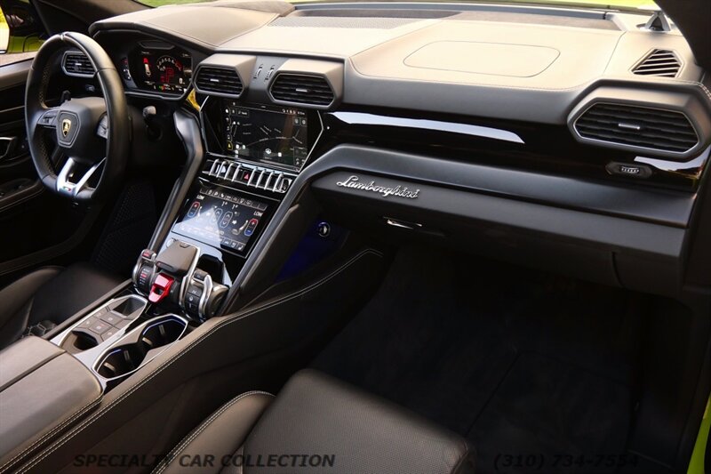 2022 Lamborghini Urus   - Photo 16 - West Hollywood, CA 90069