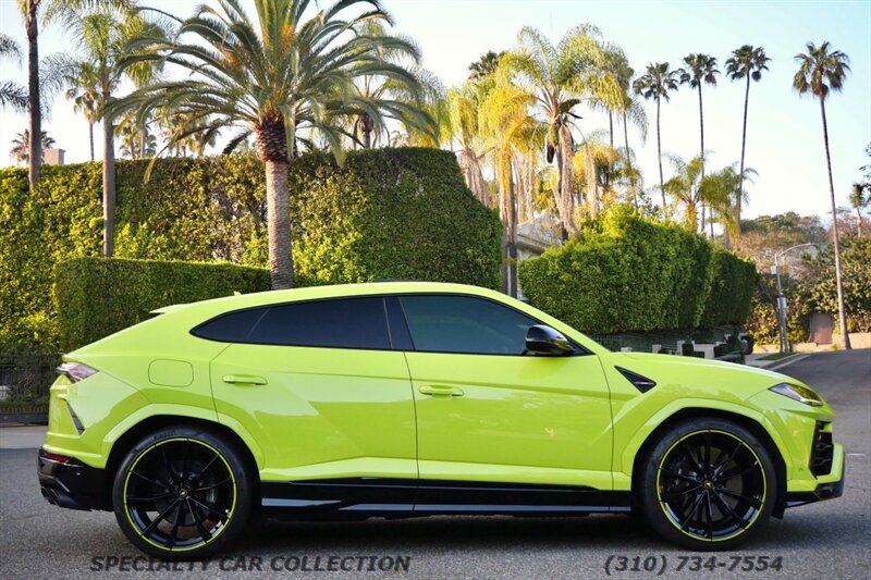2022 Lamborghini Urus   - Photo 5 - West Hollywood, CA 90069
