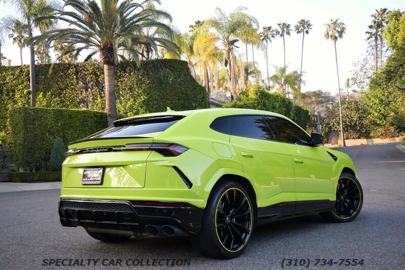 2022 Lamborghini Urus   - Photo 6 - West Hollywood, CA 90069