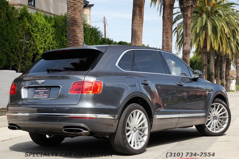 2018 Bentley Bentayga Onyx Edition   - Photo 8 - West Hollywood, CA 90069