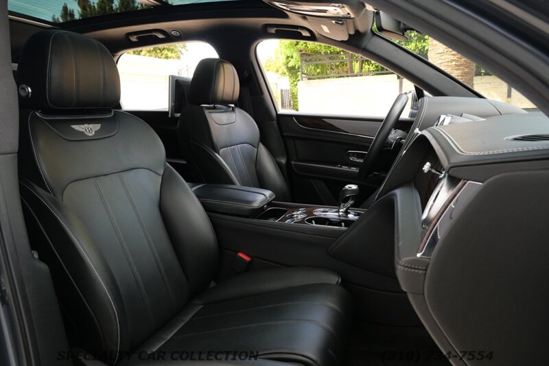 2018 Bentley Bentayga Onyx Edition   - Photo 18 - West Hollywood, CA 90069