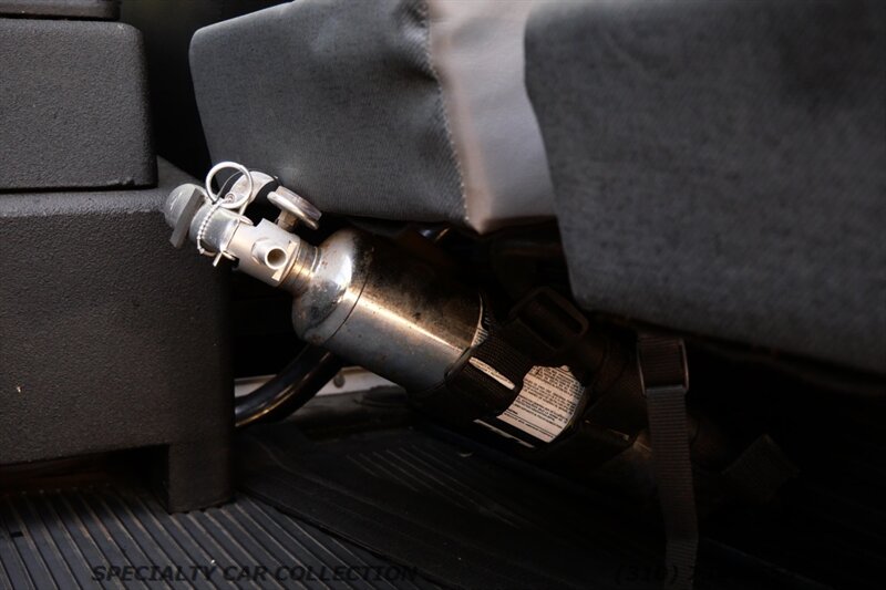 1997 Land Rover Defender 90 2dr 90   - Photo 36 - West Hollywood, CA 90069