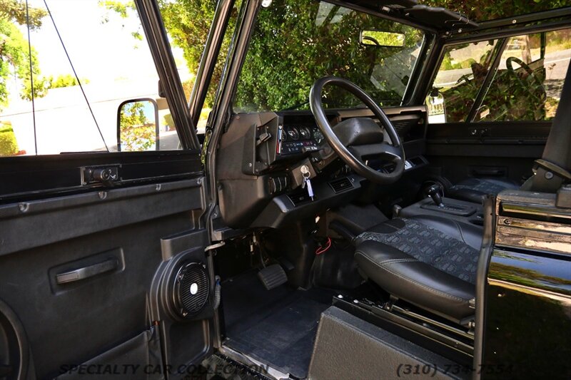 1997 Land Rover Defender 90 2dr 90   - Photo 22 - West Hollywood, CA 90069