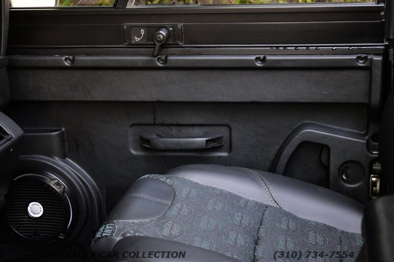 1997 Land Rover Defender 90 2dr 90   - Photo 30 - West Hollywood, CA 90069