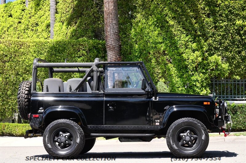 1997 Land Rover Defender 90 2dr 90   - Photo 4 - West Hollywood, CA 90069