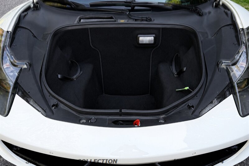 2014 Ferrari 458 Spider - Photo 24 - West Hollywood, CA 90069