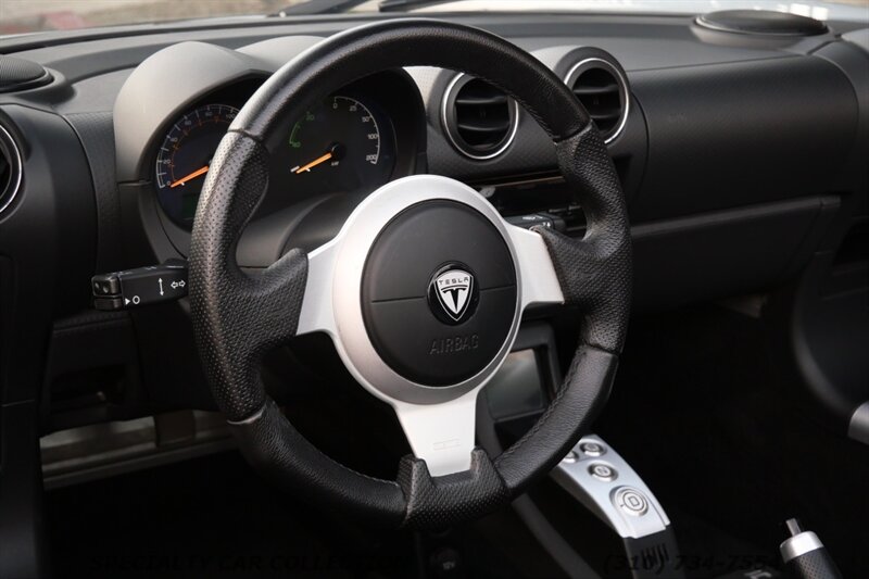 2010 Tesla Roadster   - Photo 17 - West Hollywood, CA 90069
