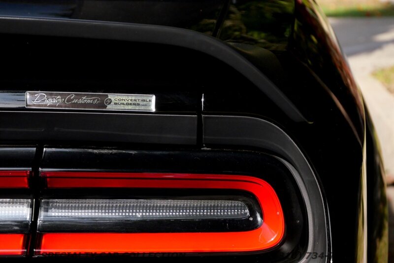 2023 Dodge Challenger SRT Hellcat Jailbreak - Photo 13 - West Hollywood, CA 90069