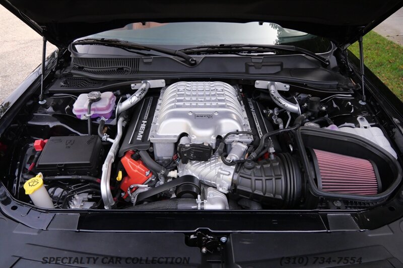 2023 Dodge Challenger SRT Hellcat Jailbreak - Photo 26 - West Hollywood, CA 90069