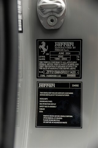 2024 Ferrari 296 GTS - Photo 55 - West Hollywood, CA 90069
