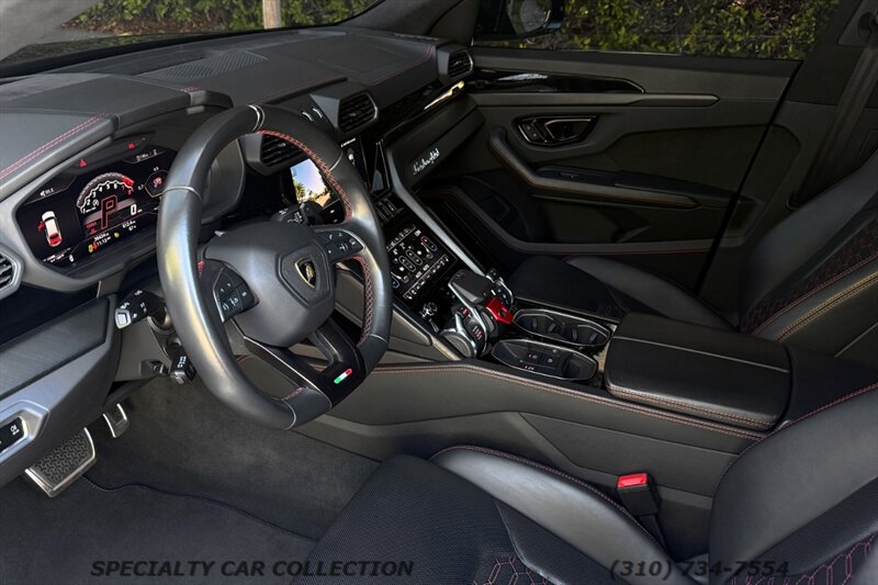 2021 Lamborghini Urus   - Photo 16 - West Hollywood, CA 90069