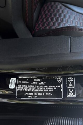 2021 Lamborghini Urus   - Photo 27 - West Hollywood, CA 90069