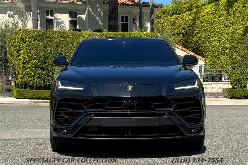 2021 Lamborghini Urus  