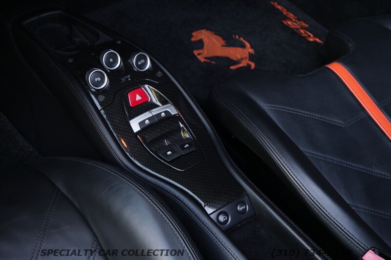 2013 Ferrari 458 Spider   - Photo 16 - West Hollywood, CA 90069