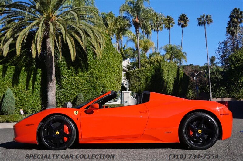 2013 Ferrari 458 Spider   - Photo 10 - West Hollywood, CA 90069