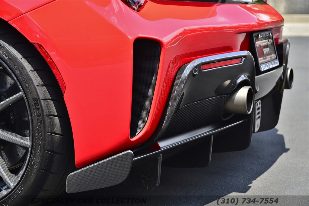 2019 Ferrari 488 Pista Piloti   - Photo 22 - West Hollywood, CA 90069