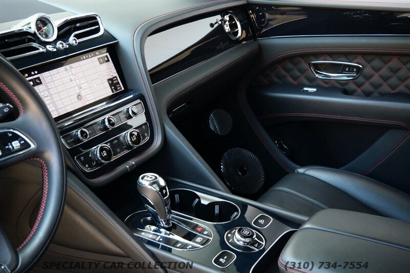2021 Bentley Bentayga V8 - Photo 14 - West Hollywood, CA 90069