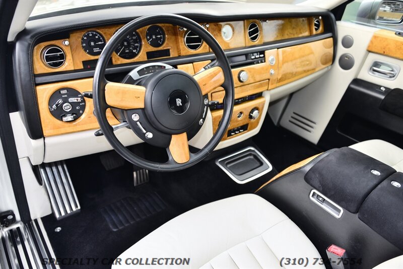 2005 Rolls-Royce Phantom   - Photo 19 - West Hollywood, CA 90069