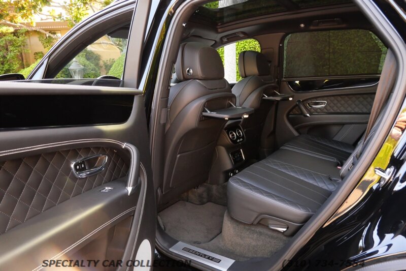 2018 Bentley Bentayga Onyx Edition   - Photo 16 - West Hollywood, CA 90069