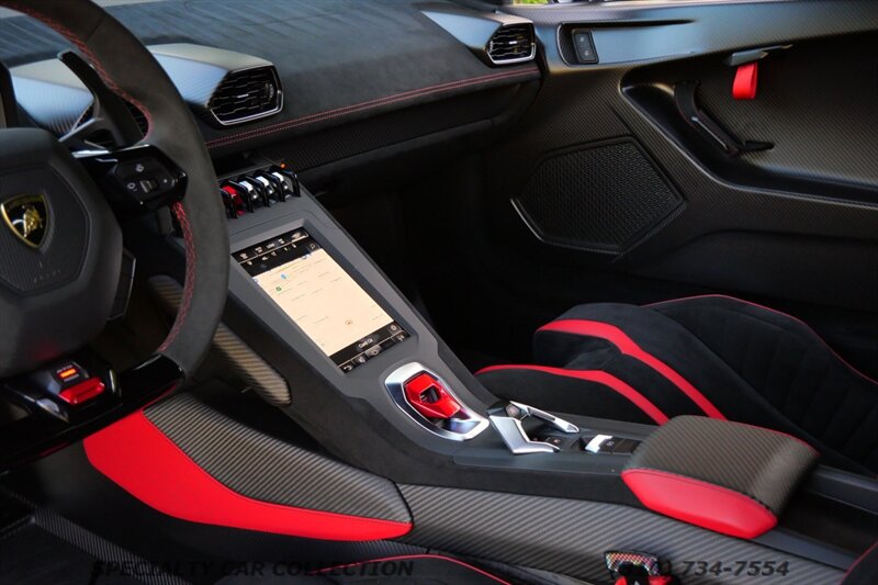 2021 Lamborghini Huracan STO   - Photo 23 - West Hollywood, CA 90069