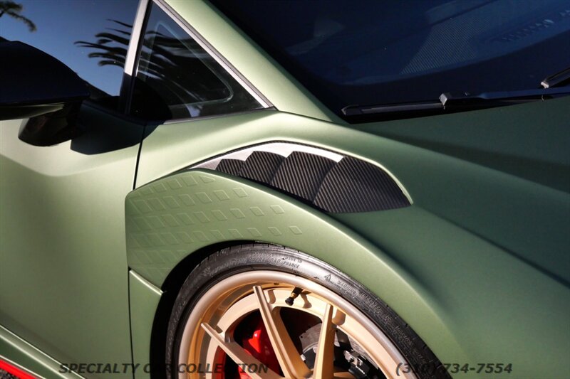 2021 Lamborghini Huracan STO - Photo 5 - West Hollywood, CA 90069