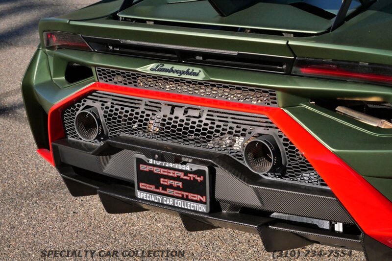 2021 Lamborghini Huracan STO - Photo 14 - West Hollywood, CA 90069