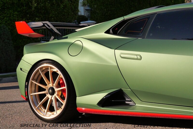 2021 Lamborghini Huracan STO - Photo 11 - West Hollywood, CA 90069