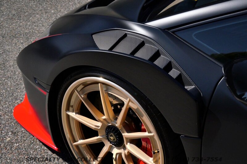 2021 Lamborghini Huracan STO   - Photo 12 - West Hollywood, CA 90069