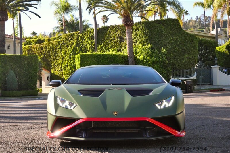 2021 Lamborghini Huracan STO - Photo 2 - West Hollywood, CA 90069