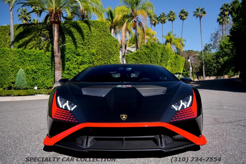 2021 Lamborghini Huracan STO