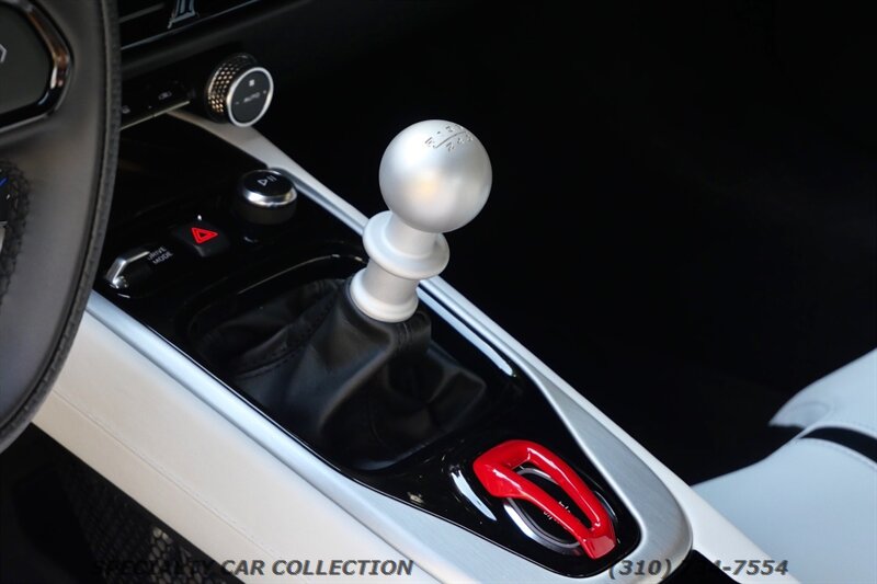 2025 Lotus Emira V6 Base - Photo 17 - West Hollywood, CA 90069